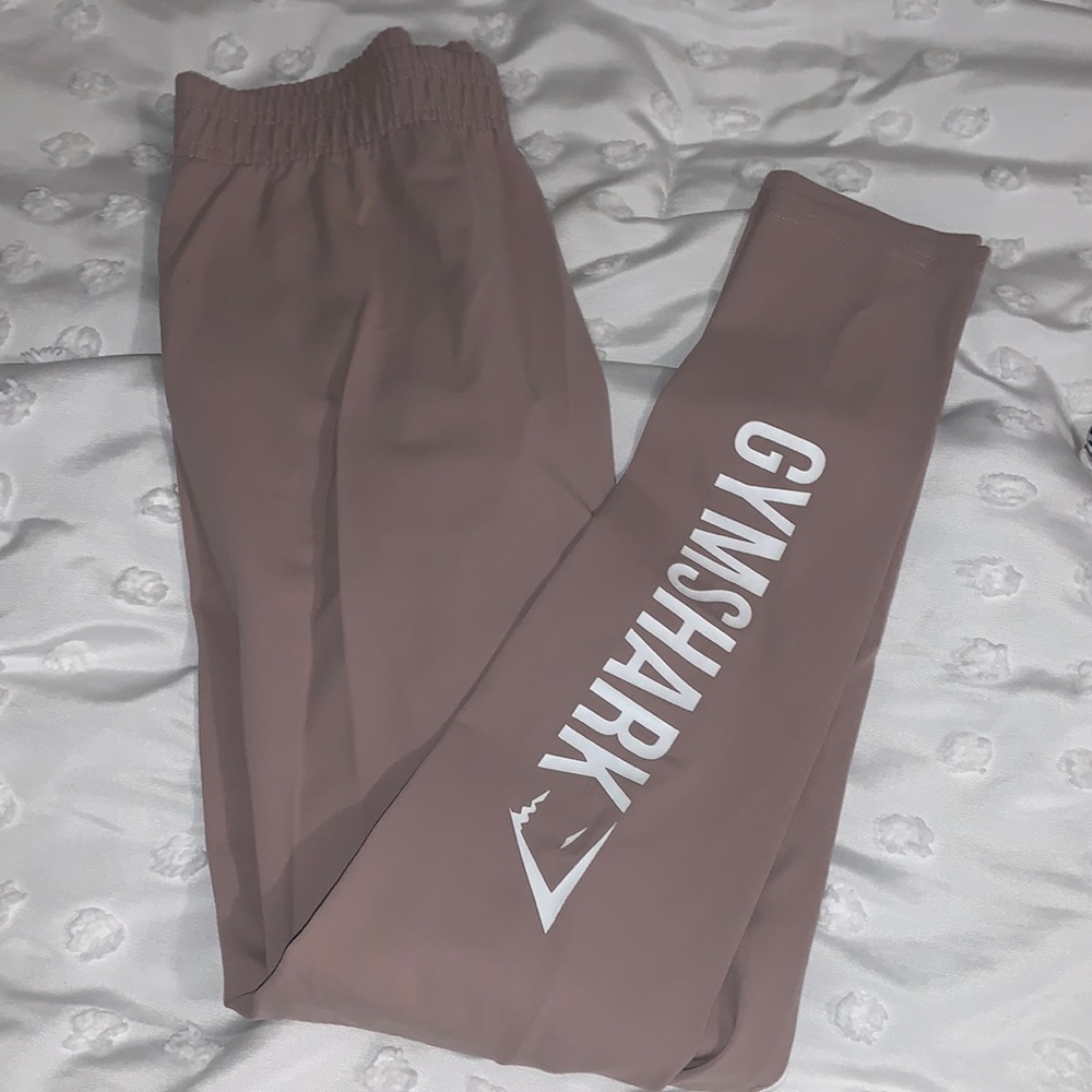 gym shark leggings